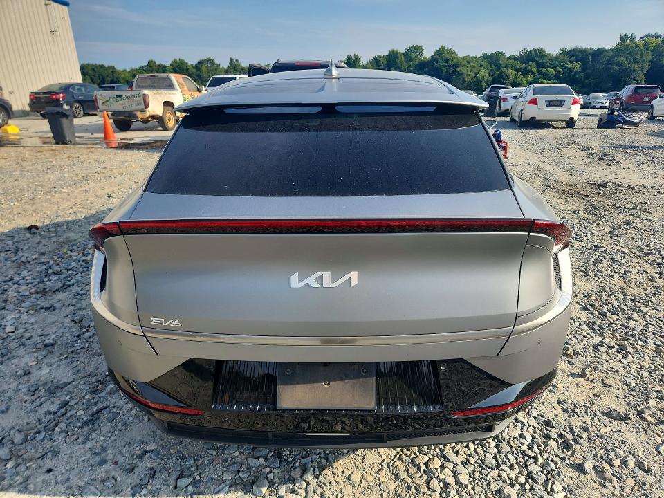 Photo 6 from auction – 2022 KIA EV6 with VIN KNDC3DLC0N5042101
