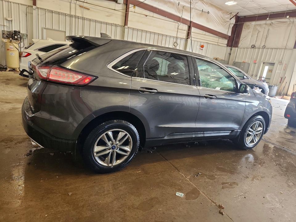 Photo 3 from auction – 2016 FORD EDGE with VIN 2FMPK4J82GBB45694