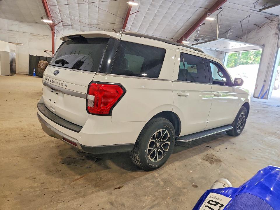 Photo 3 from auction – 2022 FORD EXPEDITION with VIN 1FMJU1JT9NEA27940