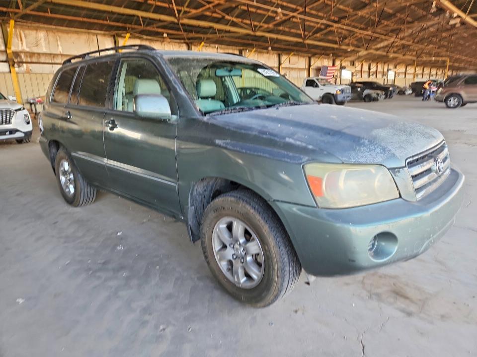 Photo 4 from auction – 2004 TOYOTA HIGHLANDER with VIN JTEDP21A040012411