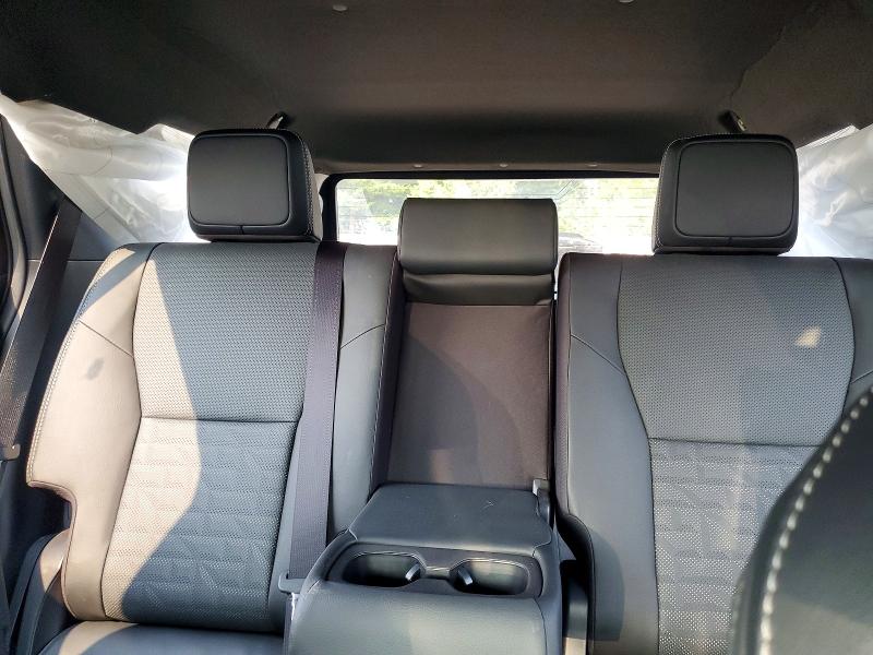 Photo 10 from auction – 2025 TOYOTA 4RUNNER with VIN JTEVB5BR4S5010539