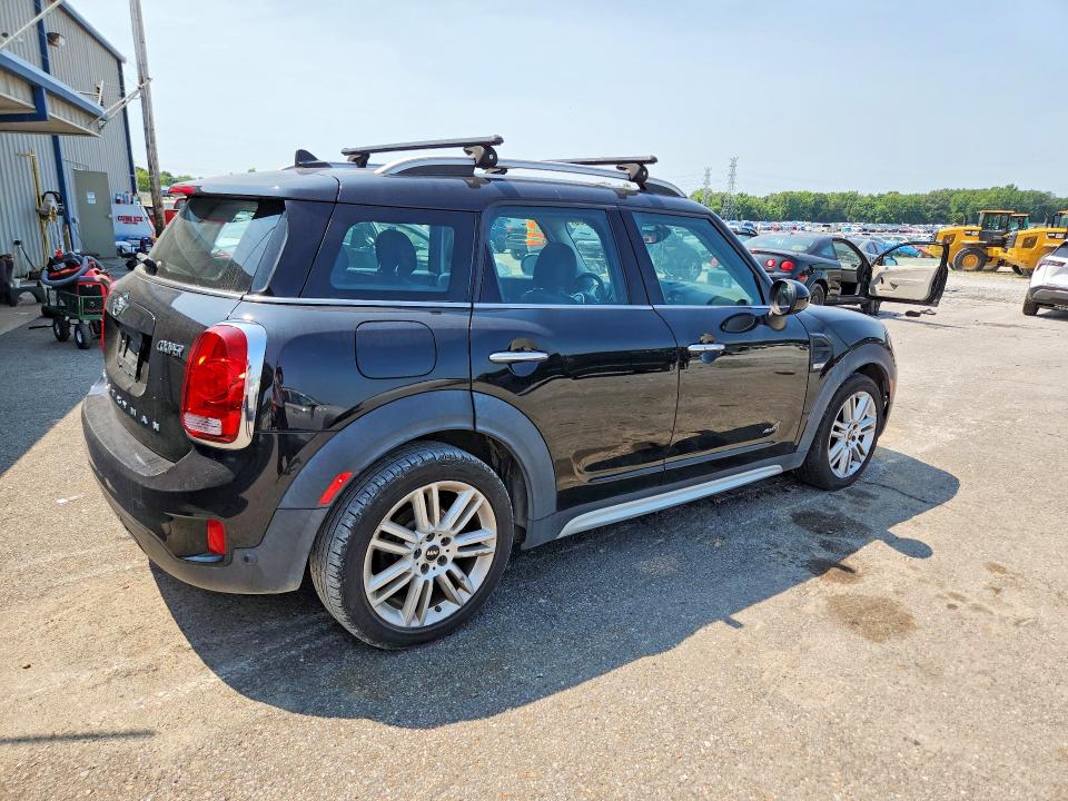 Photo 3 from auction – 2018 MINI COOPER with VIN WMZYV5C32J3B75957