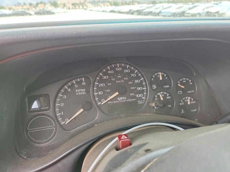 Photo 9 from auction – 2002 CHEVROLET SILVERADO with VIN 2GCEC19V921405489