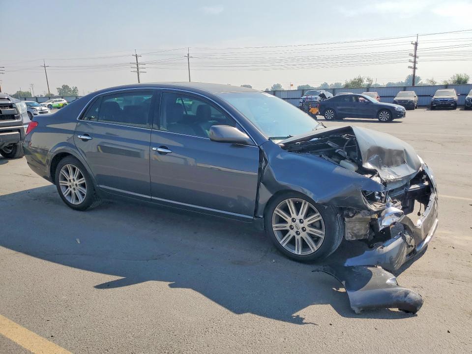 Zdjęcie 4 z aukcji – 2010 TOYOTA AVALON z VIN 4T1BK3DB0AU367146