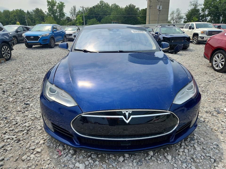 Photo 5 from auction – 2015 TESLA MODEL S with VIN 5YJSA1E25FF116147