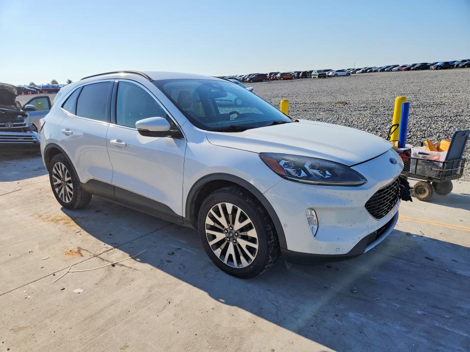 Photo 4 from auction – 2020 FORD ESCAPE with VIN 1FMCU9DZ2LUA12884