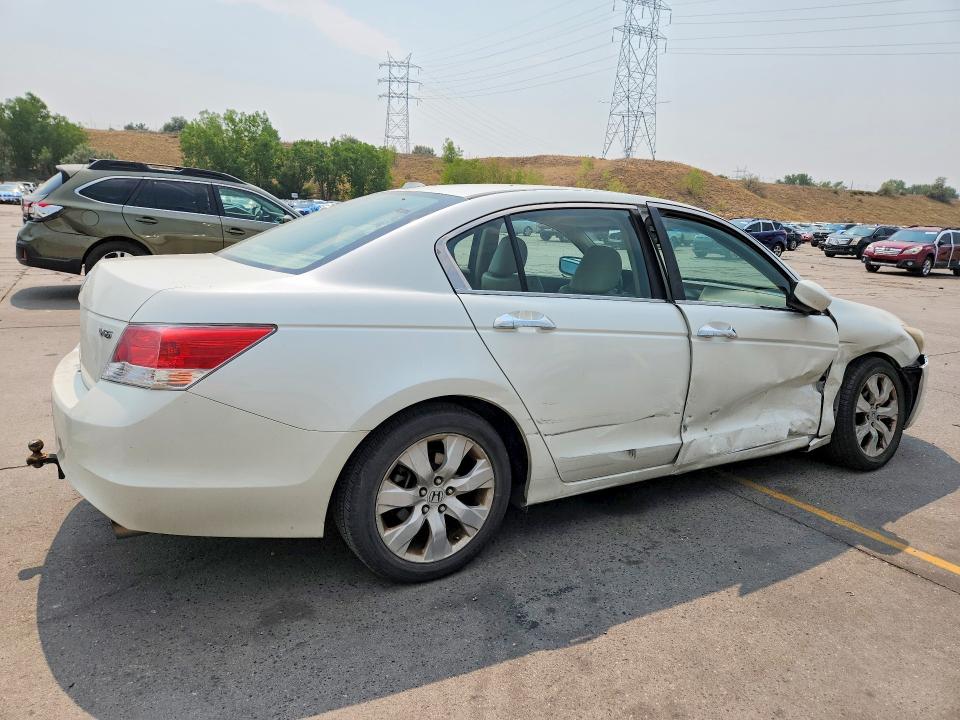 Photo 3 from auction – 2010 HONDA ACCORD with VIN 1HGCP3F87AA024834