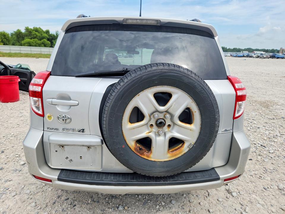 Photo 6 from auction – 2009 TOYOTA RAV4 with VIN JTMBF33V99D001010