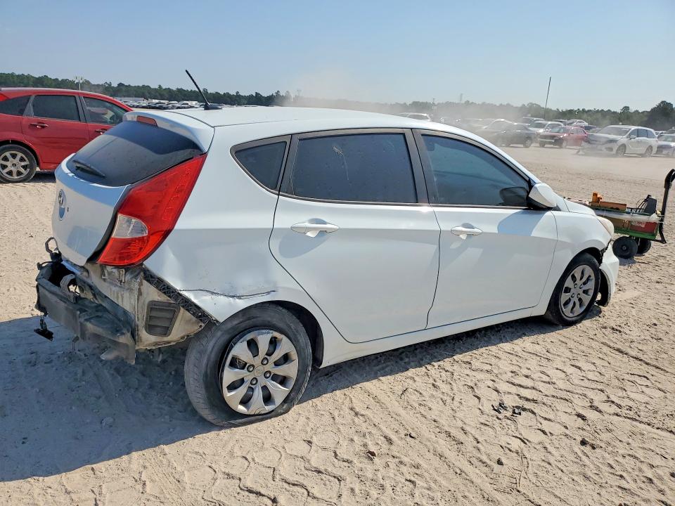 Photo 3 from auction – 2016 HYUNDAI ACCENT with VIN KMHCT5AE8GU272418