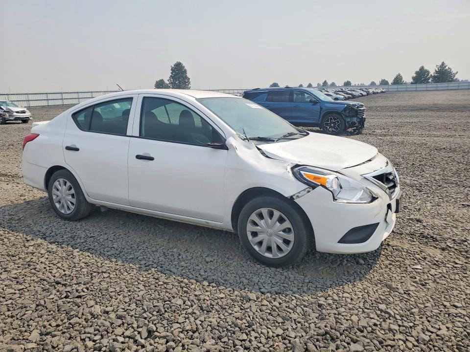 Photo 4 from auction – 2017 NISSAN VERSA with VIN 3N1CN7AP0HL846696