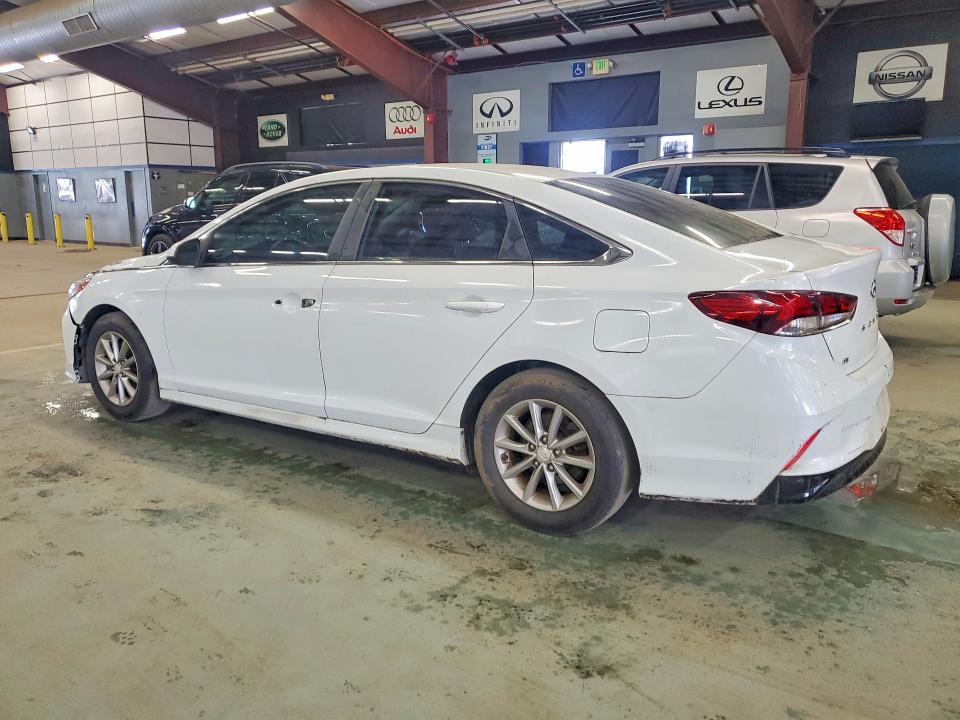 Photo 2 from auction – 2019 HYUNDAI SONATA with VIN 5NPE24AF9KH763358
