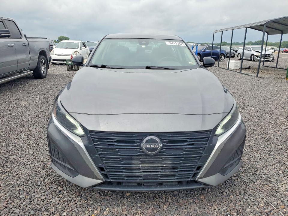 Photo 5 from auction – 2024 NISSAN ALTIMA with VIN 1N4BL4DV8RN364332