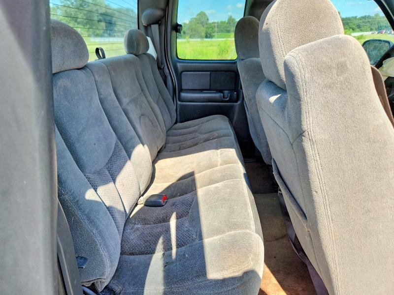 Photo 10 from auction – 2003 CHEVROLET SILVERADO with VIN 2GCEC19V131108914