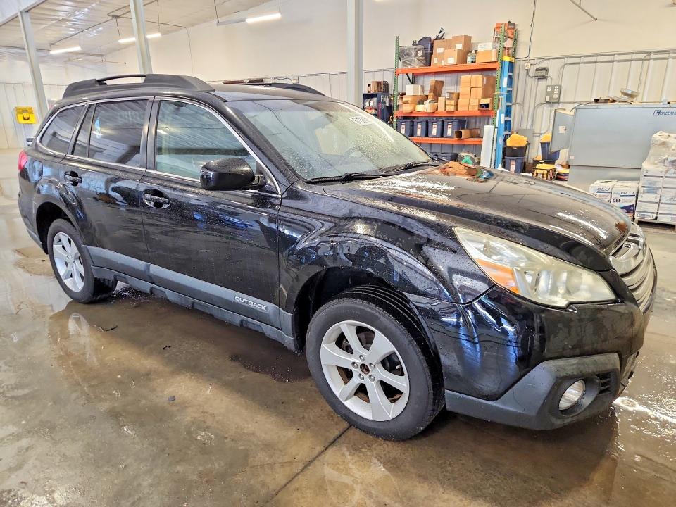 Photo 4 from auction – 2013 SUBARU OUTBACK with VIN 4S4BRBCC6D3215141