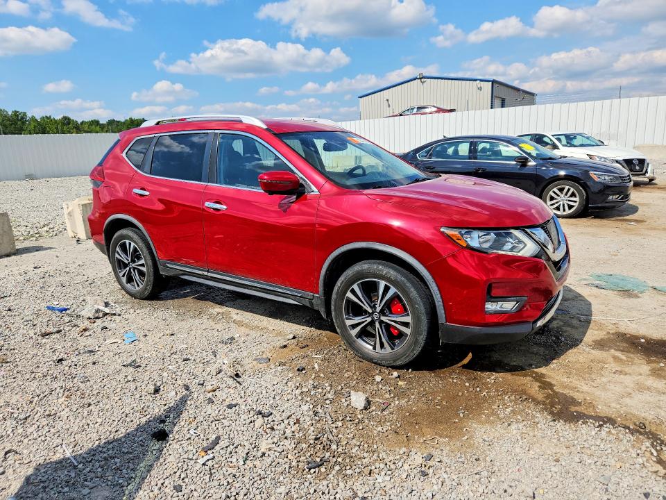 Photo 4 from auction – 2017 NISSAN ROGUE with VIN JN8AT2MV0HW280089