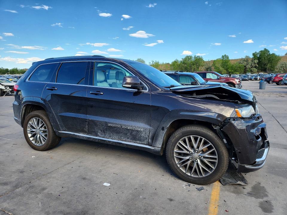 Photo 4 from auction – 2017 JEEP GRAND CHEROKEE with VIN 1C4RJFJT7HC784302