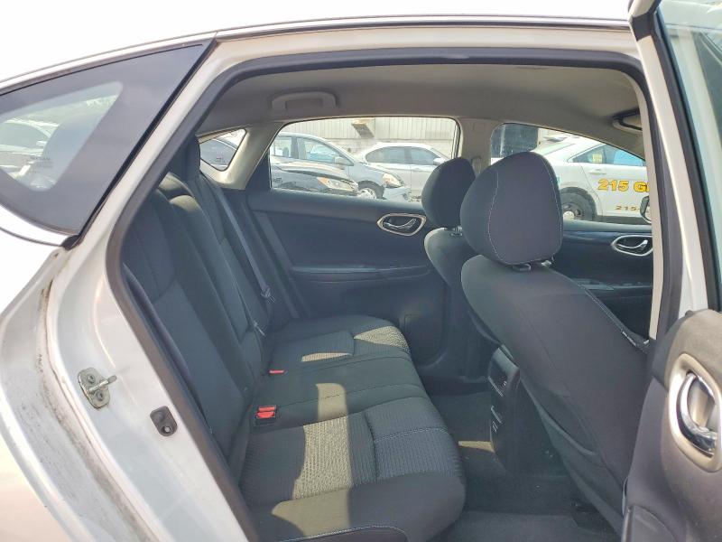 Photo 10 from auction – 2018 NISSAN SENTRA with VIN 3N1AB7AP7JY270842