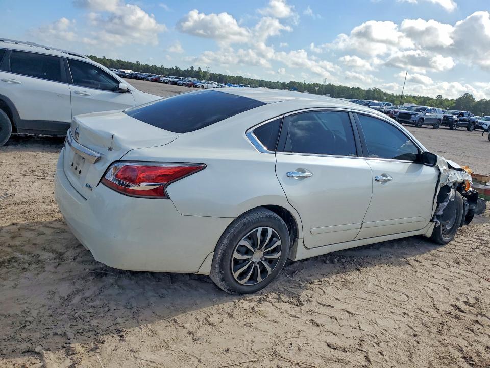 Photo 3 from auction – 2014 NISSAN ALTIMA with VIN 1N4AL3AP8EC293666