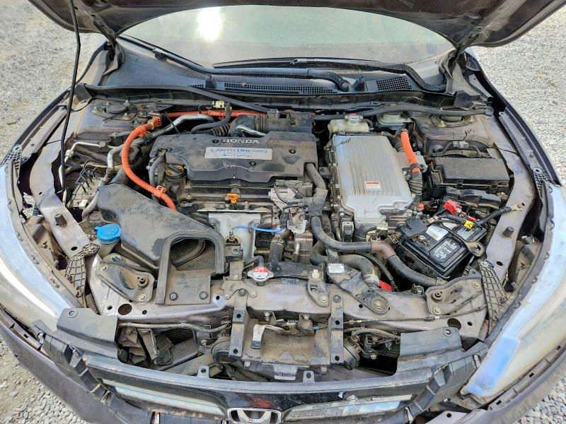 Photo 11 from auction – 2014 HONDA ACCORD with VIN 1HGCR6F76EA006902