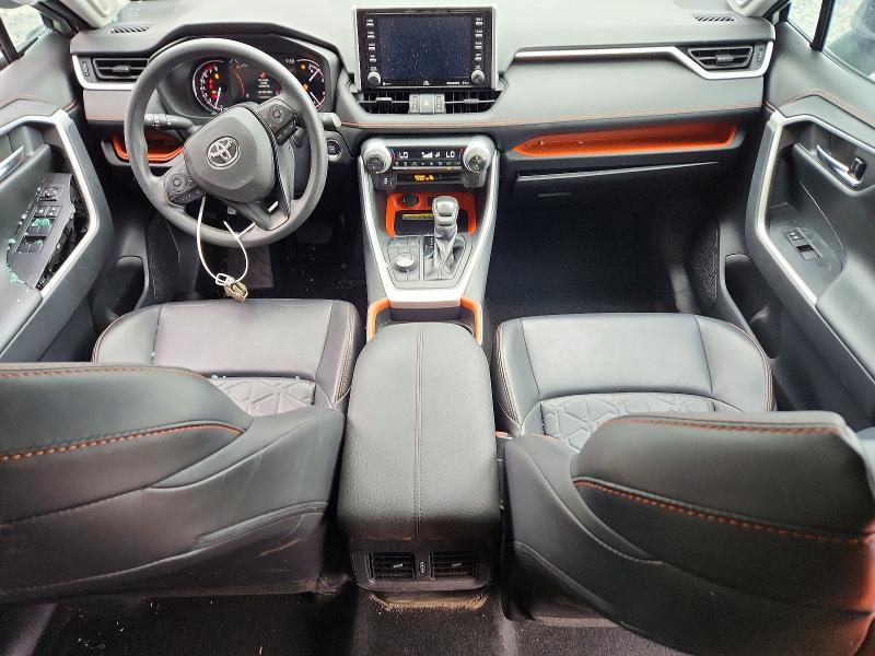 Photo 8 from auction – 2019 TOYOTA RAV4 with VIN 2T3J1RFV0KW012527
