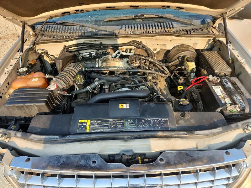 Photo 11 from auction – 2004 FORD EXPLORER with VIN 1FMZU73W74UA26870