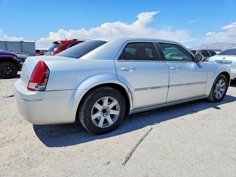 Photo 3 from auction – 2005 CHRYSLER 300 with VIN 2C3JA53G05H583250