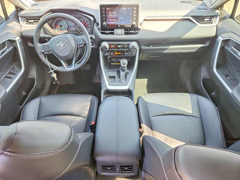 Photo 8 from auction – 2019 TOYOTA RAV4 with VIN 2T3C1RFV8KC011426