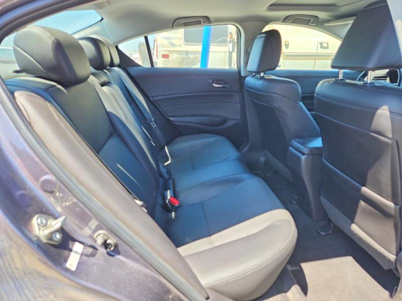 Photo 10 from auction – 2017 ACURA ILX with VIN 19UDE2F78HA001326