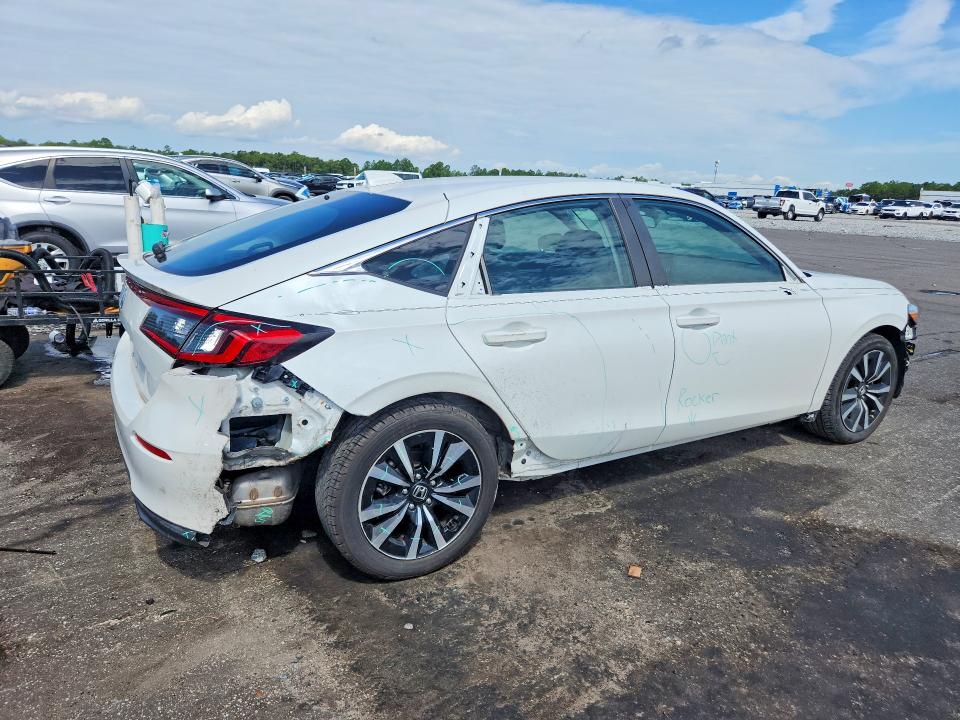 Photo 3 from auction – 2024 HONDA CIVIC with VIN 19XFL1H73RE005478