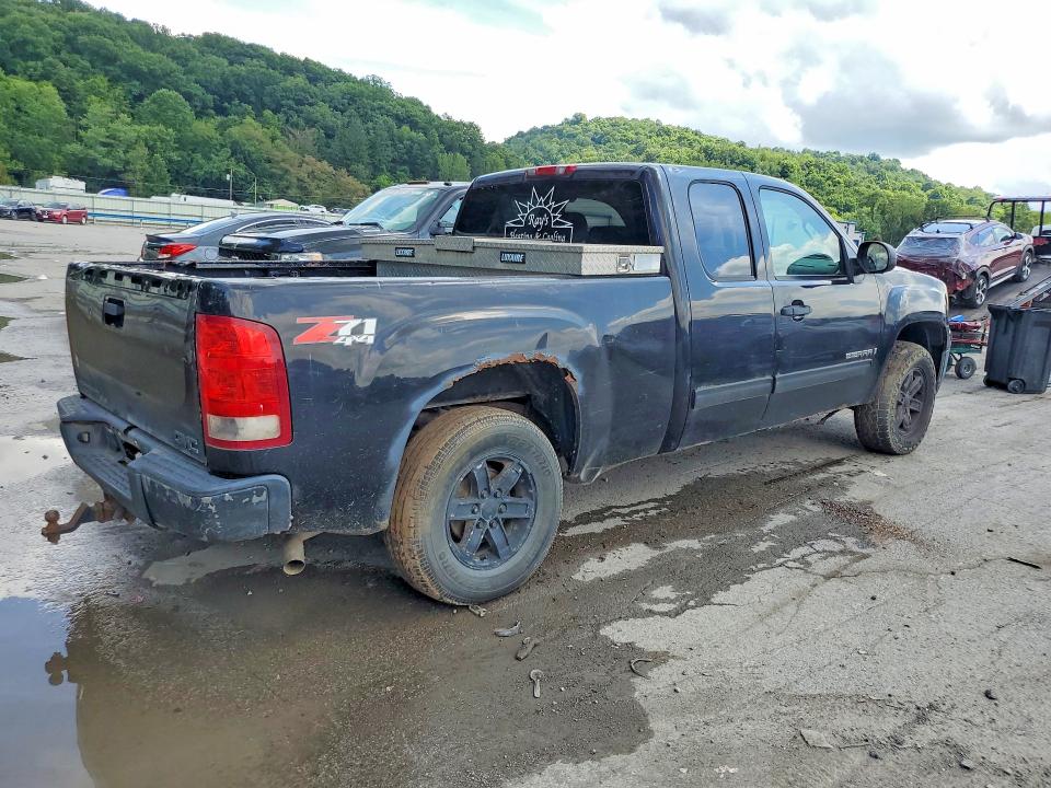 Foto 3 de la subasta – 2008 GMC SIERRA con VIN 2GTEK19J881100672
