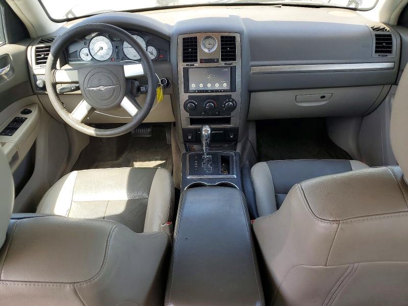 Photo 8 from auction – 2008 CHRYSLER 300 with VIN 2C3LA53GX8H165422