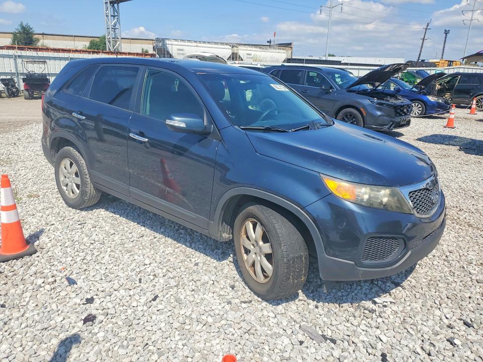 Photo 4 from auction – 2011 KIA SORENTO with VIN 5XYKT3A10BG085198