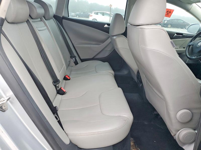 Photo 11 from auction – 2009 VOLKSWAGEN PASSAT with VIN WVWXK73C59E079379