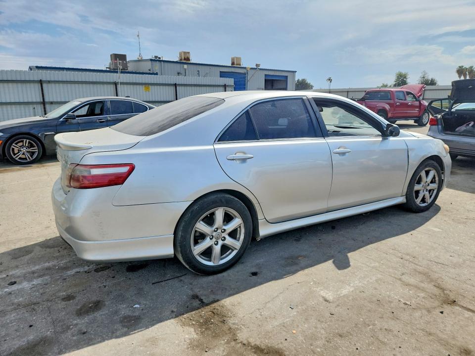 Photo 3 from auction – 2007 TOYOTA CAMRY with VIN 4T1BK46K97U534020