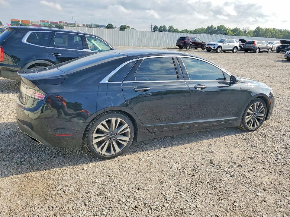 Photo 3 from auction – 2017 LINCOLN MKZ with VIN 3LN6L5FC1HR618130