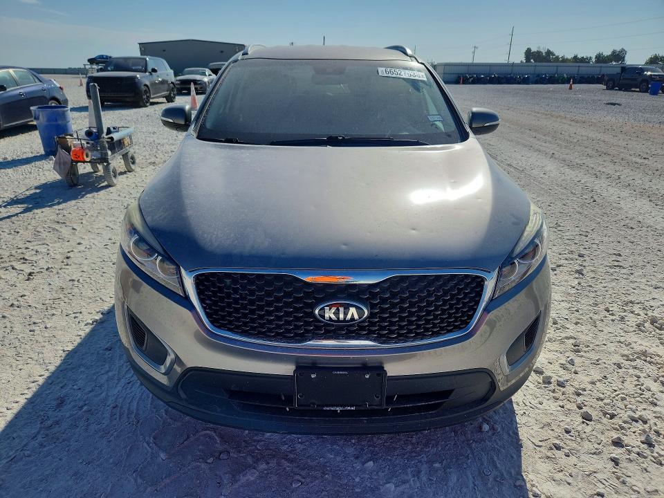 Photo 5 from auction – 2016 KIA SORENTO with VIN 5XYPG4A50GG131588