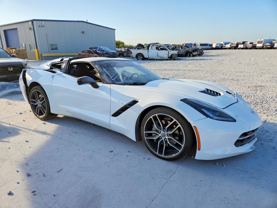 Photo 4 from auction – 2016 CHEVROLET CORVETTE with VIN 1G1YF2D7XG5115618