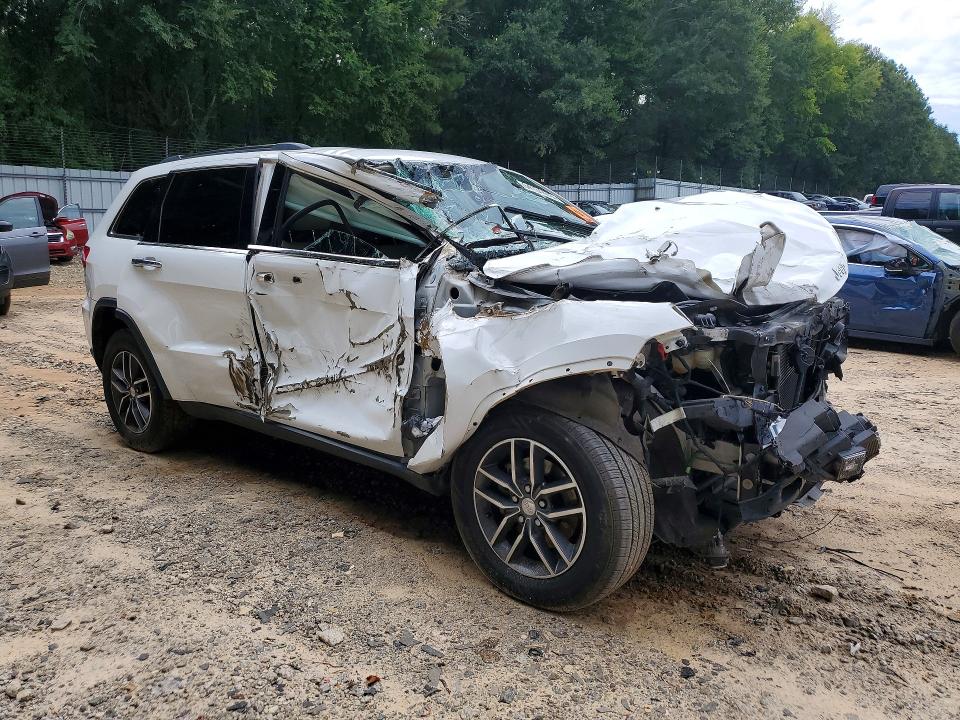 Photo 4 from auction – 2017 JEEP GRAND CHEROKEE with VIN 1C4RJEBG0HC934097
