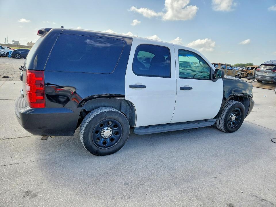 Photo 3 from auction – 2014 CHEVROLET TAHOE with VIN 1GNLC2E0XER150782