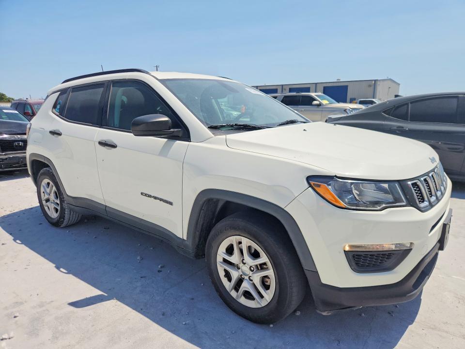 Photo 4 from auction – 2017 JEEP COMPASS with VIN 3C4NJCABXHT658279