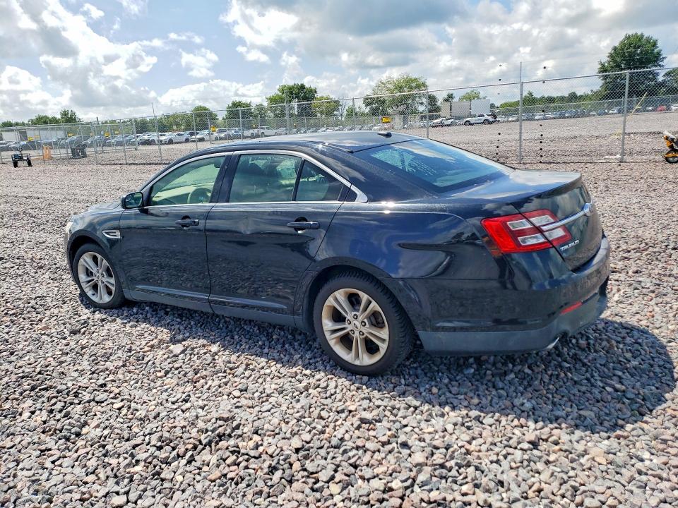 Photo 2 from auction – 2015 FORD TAURUS with VIN 1FAHP2E82FG169497