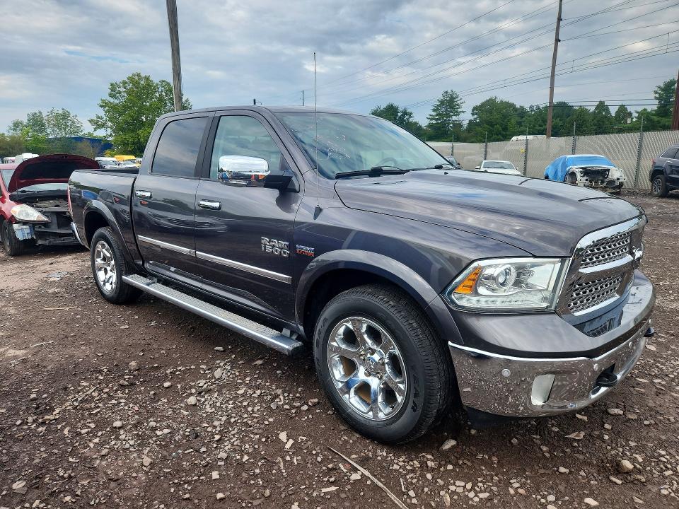 Photo 4 from auction – 2015 RAM 1500 with VIN 1C6RR7NT6FS564409