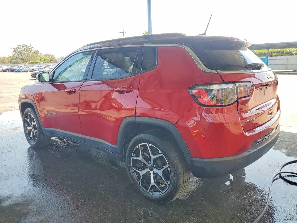 Фото 2 с аукциона – 2025 JEEP COMPASS с VIN 3C4NJDCN3ST579511