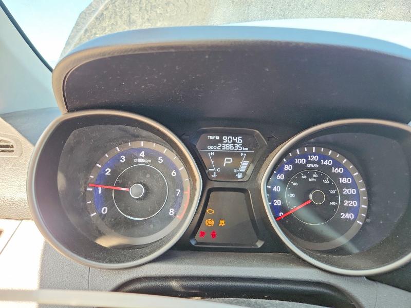 Photo 9 from auction – 2011 HYUNDAI ELANTRA with VIN 5NPDH4AE3BH032541