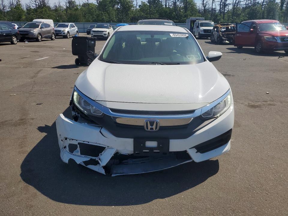 Photo 5 from auction – 2016 HONDA CIVIC with VIN 2HGFC2F50GH574265