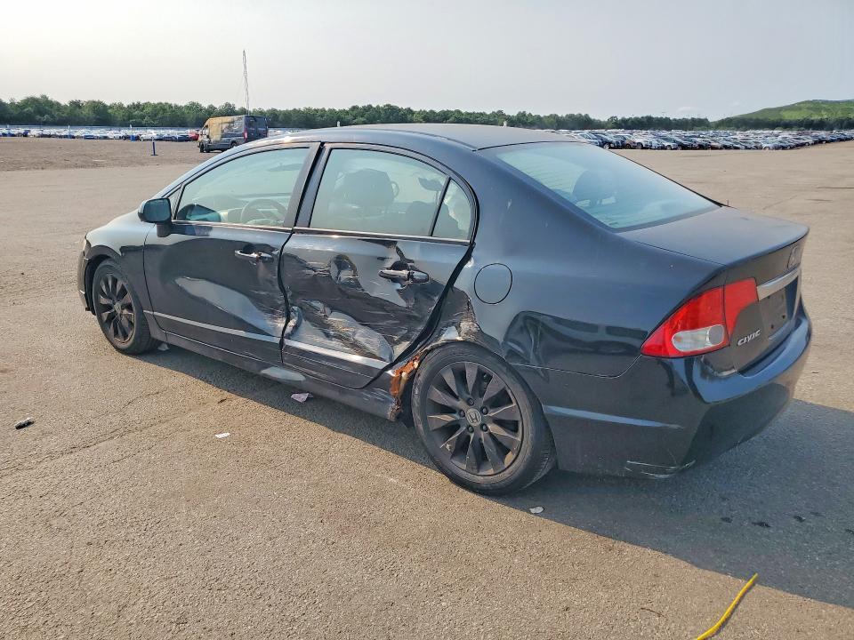 Photo 2 from auction – 2011 HONDA CIVIC with VIN 2HGFA1F86BH527356