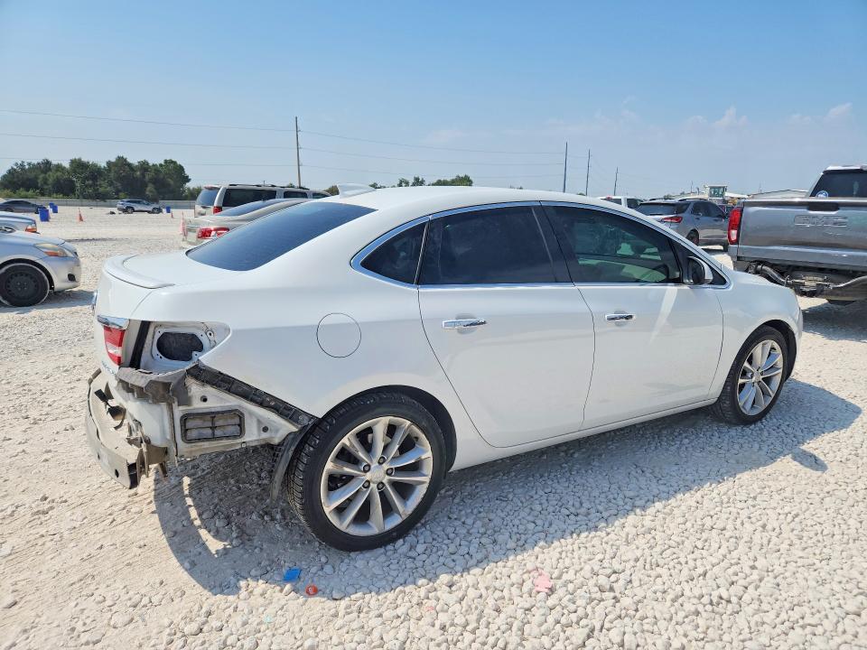 Photo 3 from auction – 2016 BUICK VERANO with VIN 1G4PS5SK5G4136580