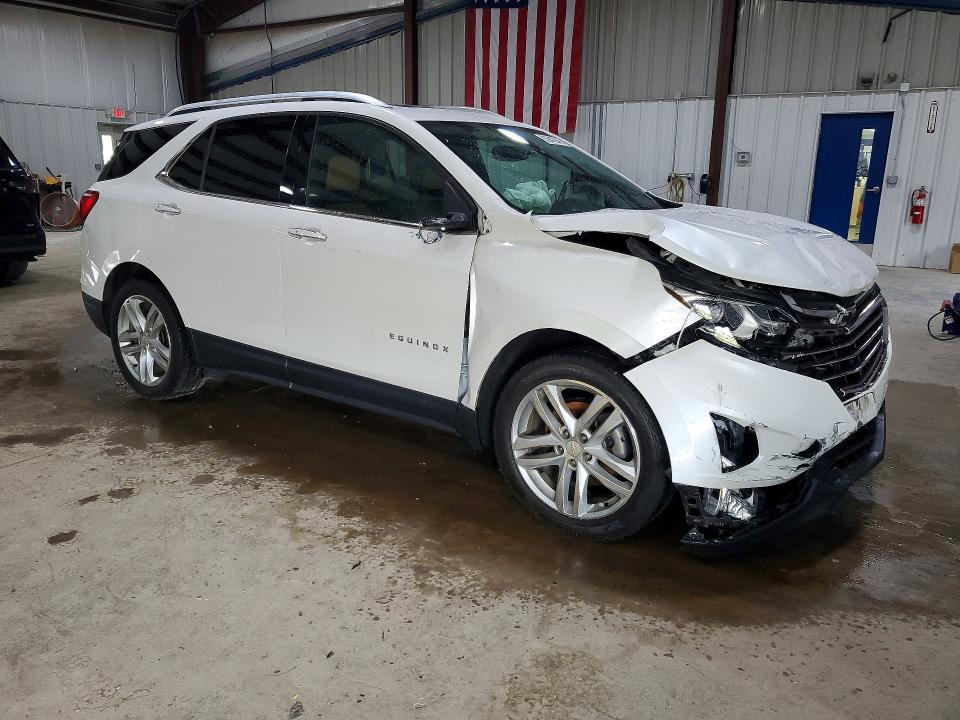 Photo 4 from auction – 2018 CHEVROLET EQUINOX with VIN 2GNAXWEX4J6321905