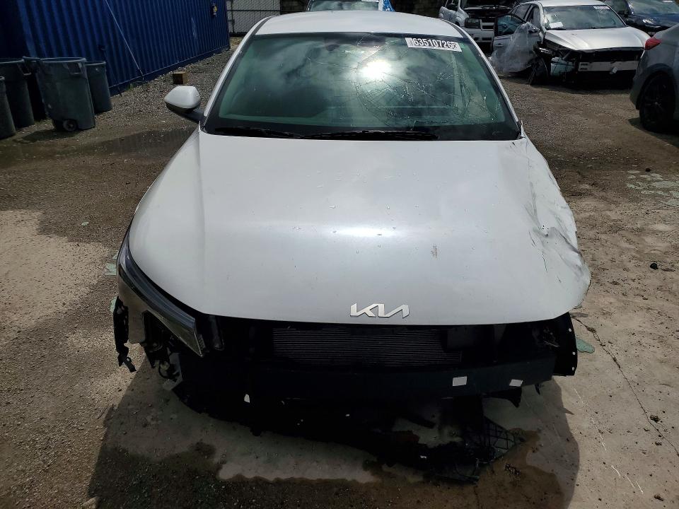 Photo 5 from auction – 2025 KIA K4 with VIN 3KPFT4DE5SE225409