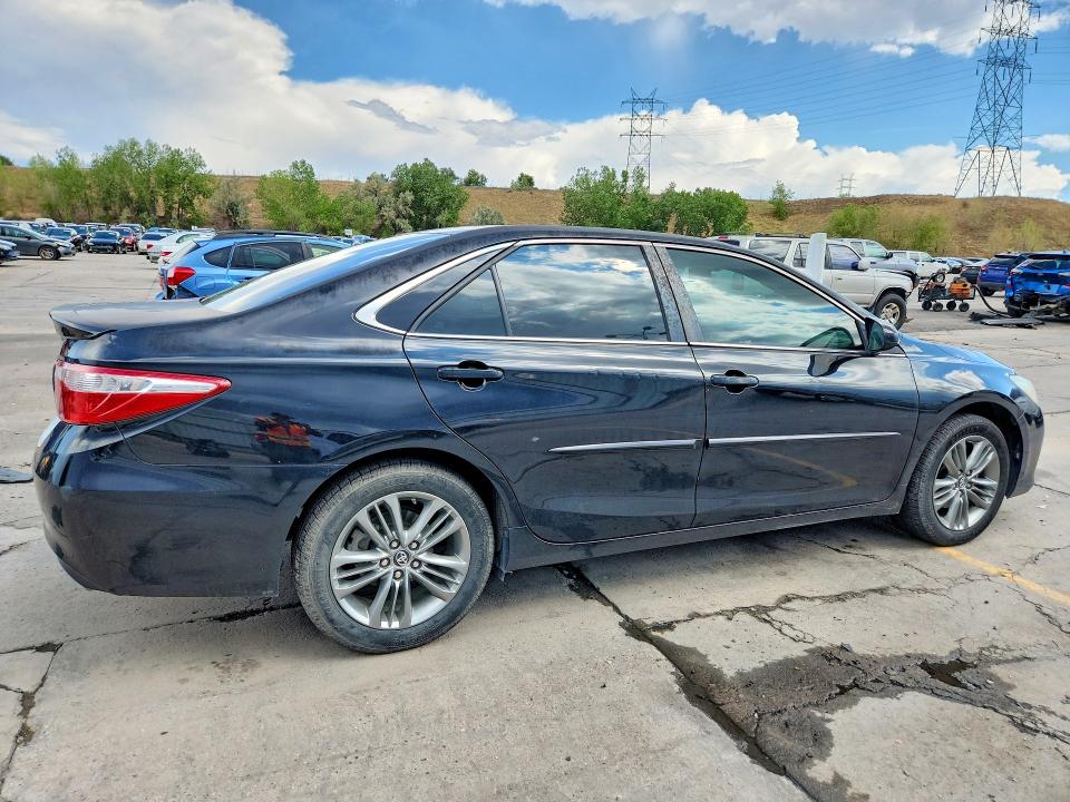 Снимка 3 от търг – 2017 TOYOTA CAMRY с VIN 4T1BF1FK1HU333944